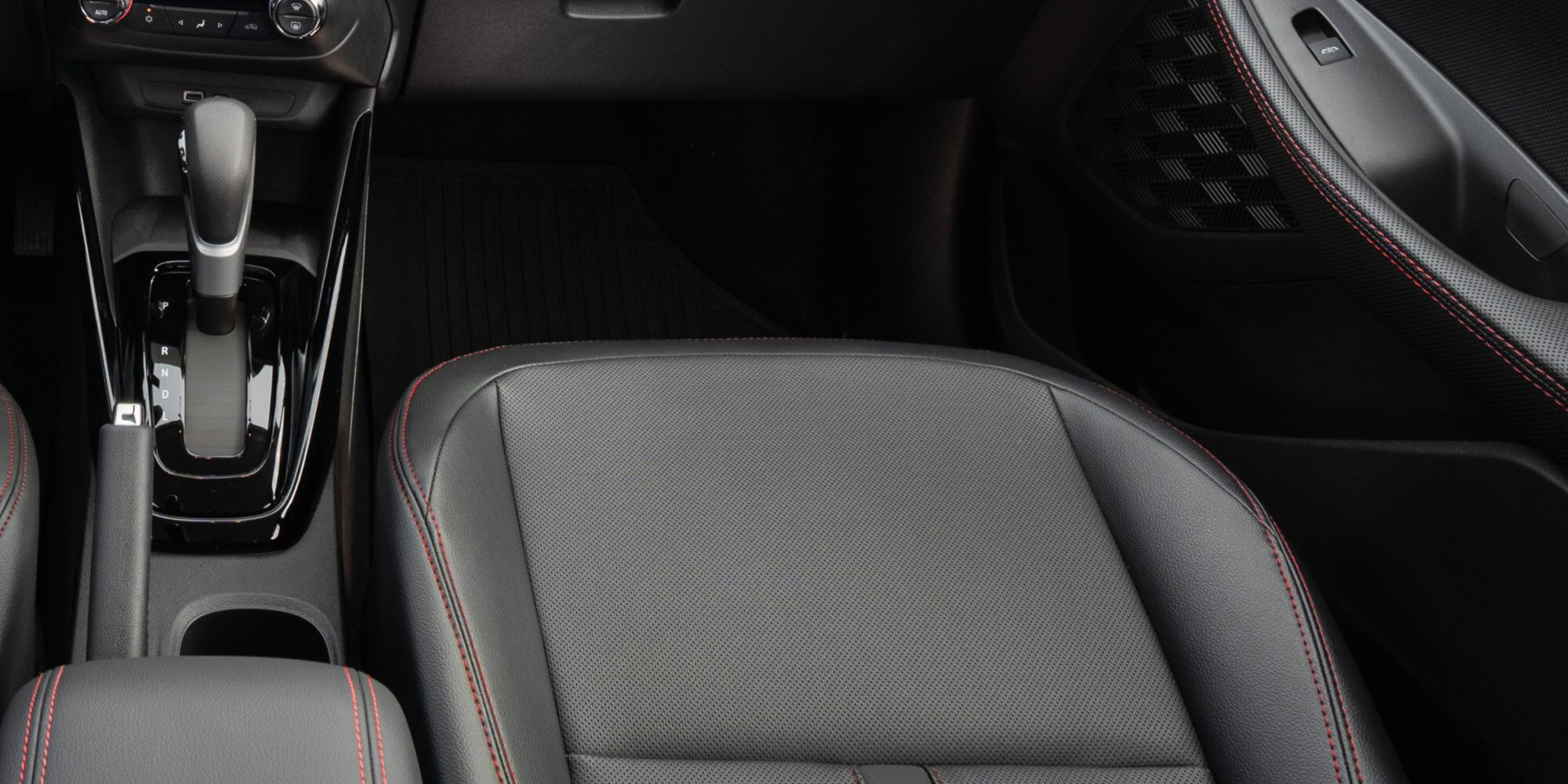 Chevrolet Montana 2027 com acabamento interno premium
